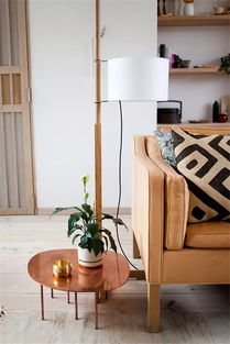 沙發邊除了茶幾,還能放什么